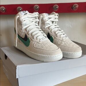 Nike Air Force 1 High SE